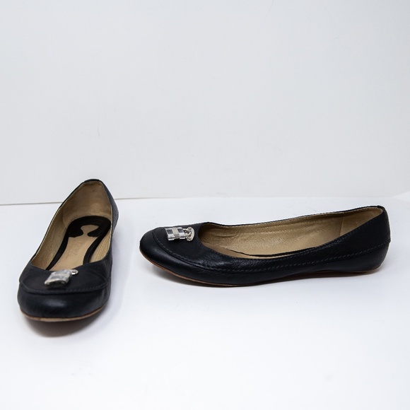 Chloe Women's Paddington Buckle Lock Genuine Leather Mutton Black Ballet Flats - Picture 1 of 4